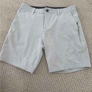 Vuori Men's Gray Casual Shorts